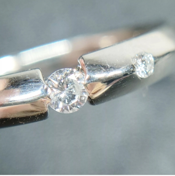 SALE! Authentic Platinum 0.1ct Genuine Diamond Ring 💍 Size 6 Gently Worn - Picture 2 of 12